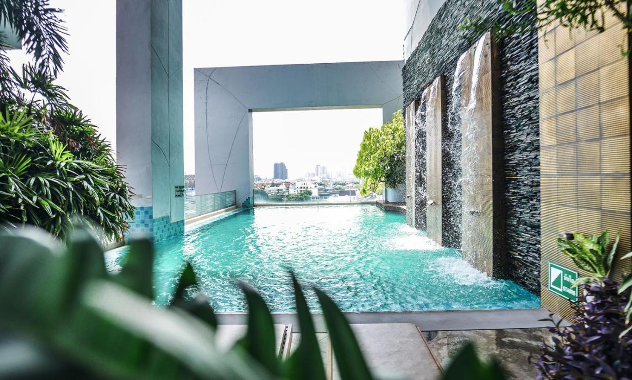 Grand Howard Hotel Bangkok Exterior photo